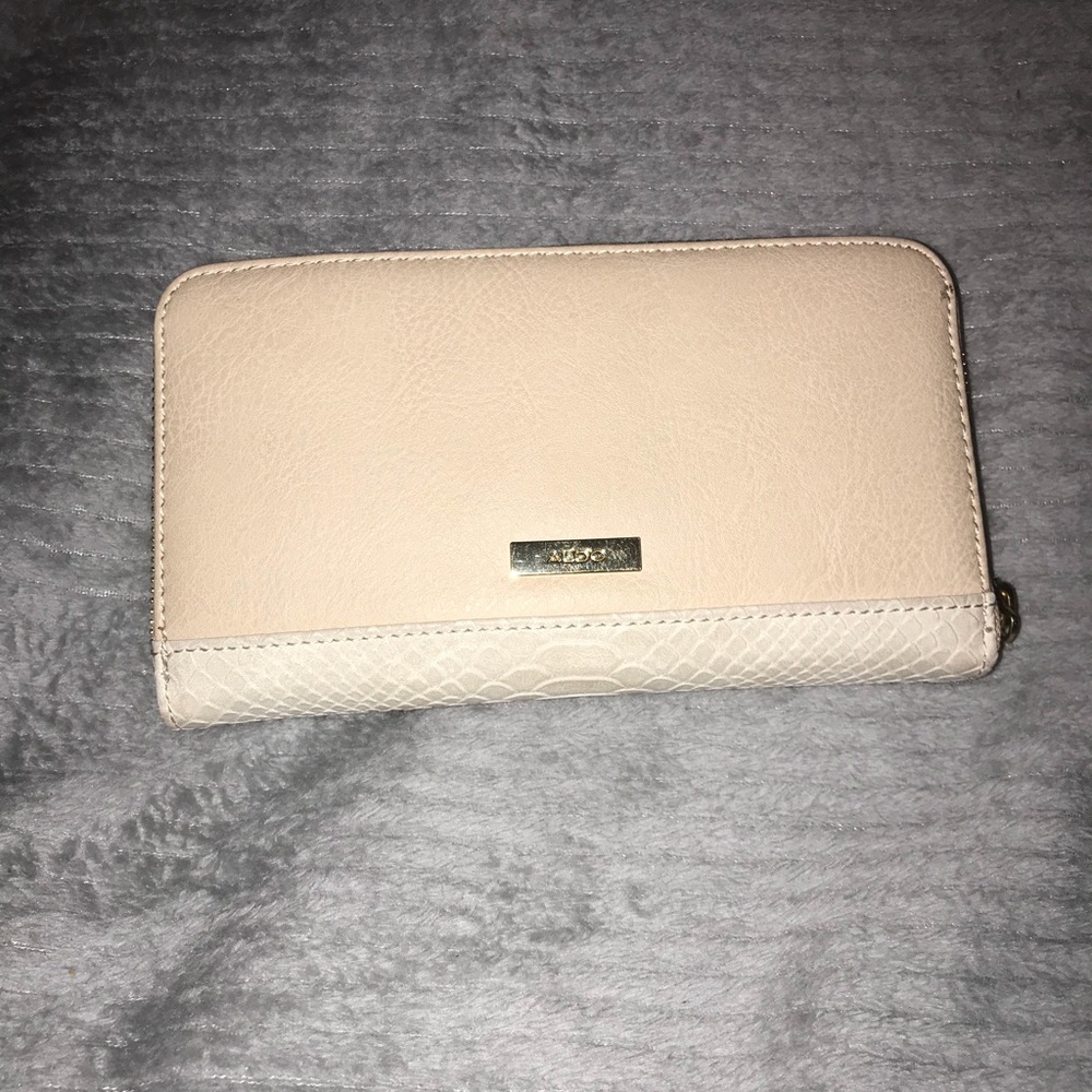 Aldo Wallet